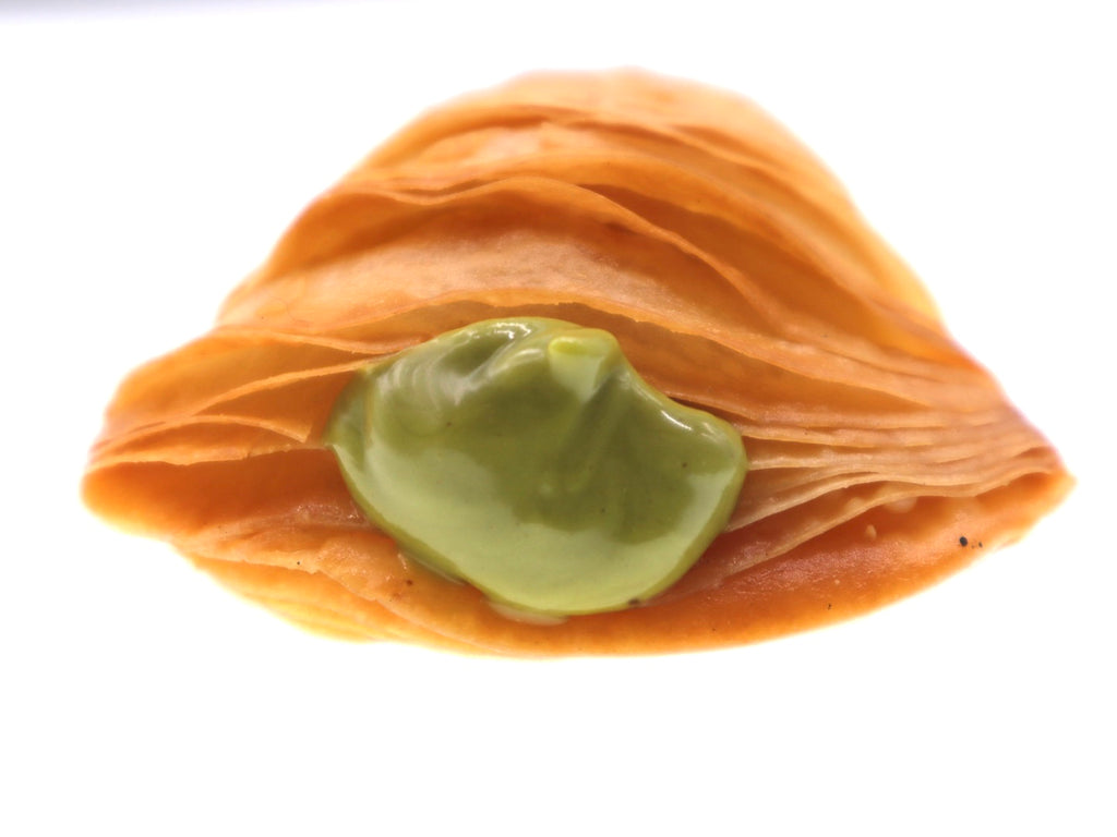 Codine Pistacchio (Pistazie) – Zartblättrige Gebäckzöpfe mit feiner Pistaziencreme  – 2 kg je Packung ca. 40 Stück